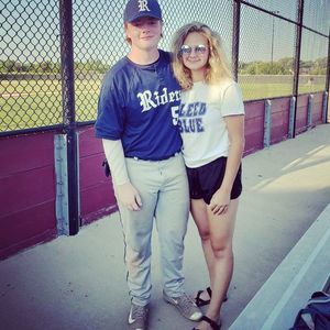 Meet your Posher, Hunter